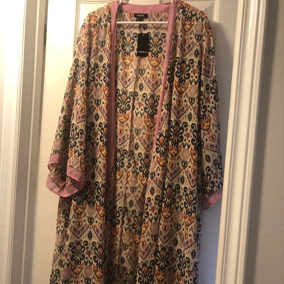 NWT⭐️Torrid Kimono - Picture 1 of 11